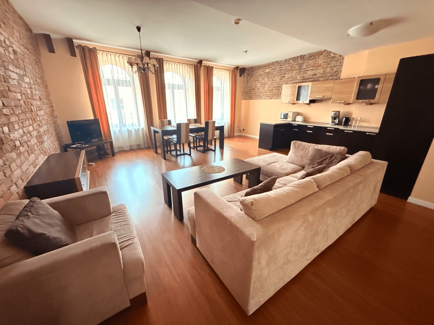 Apartament typu studio z balkonem